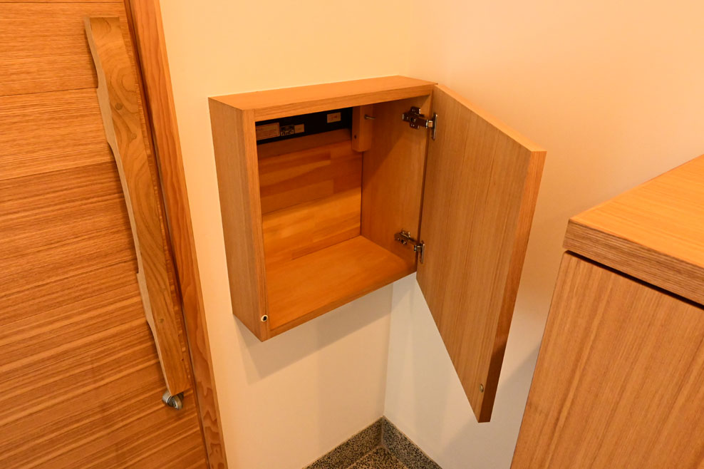 長岡潤一郎建築設計事務所 施工 ポスト受け口