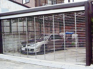 シャッターを閉めたところ