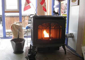 「::❅❅ ペレットストーブ ❅❅::」関連画像