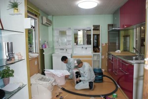 「トイレ展示品、準備の様子」関連画像