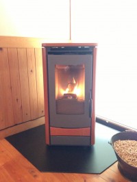 「イタリア製 ペレットストーブ テルモロッシET1000型」関連画像