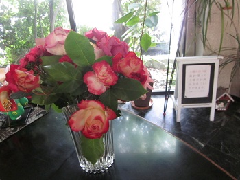 「素敵なバラを頂きました。」関連画像