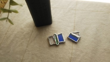 「ステンドグラスの端で何作ろう。」関連画像