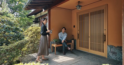 「《YKKAP》 リフォーム用玄関引戸 renewal」関連画像