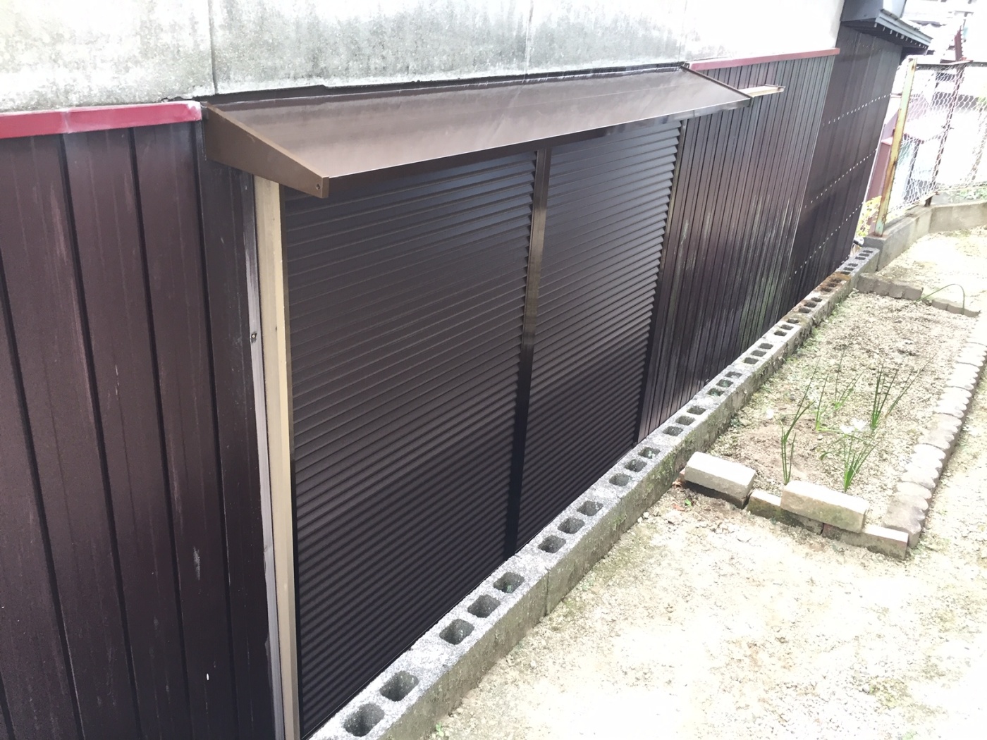 施工後 雨戸板取替・庇取替