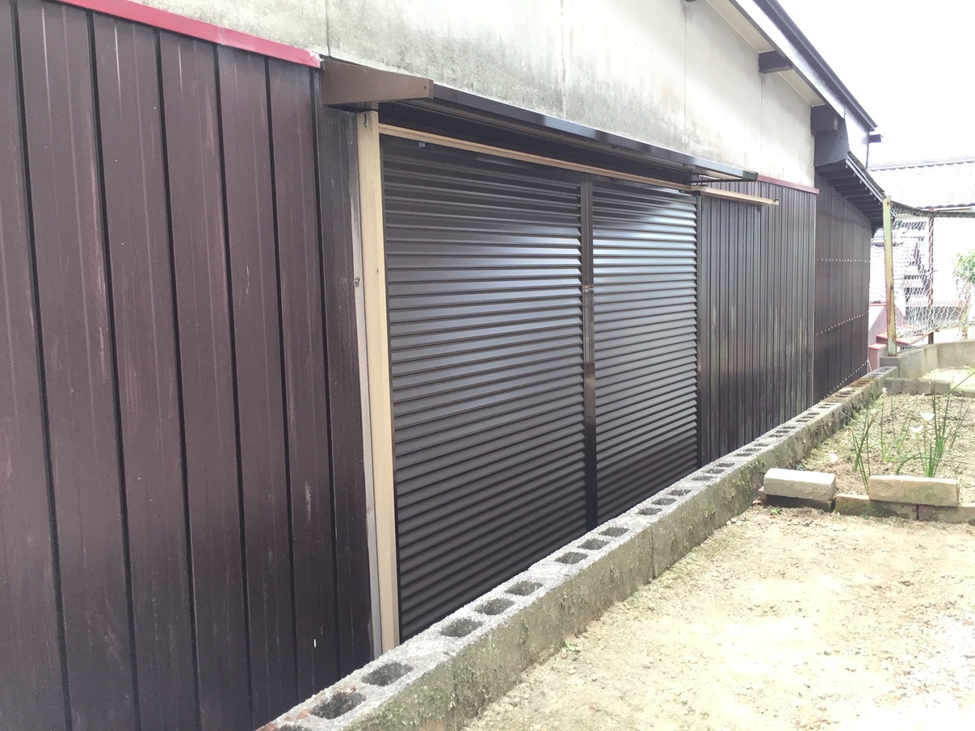 施工後 雨戸板取替・庇取替