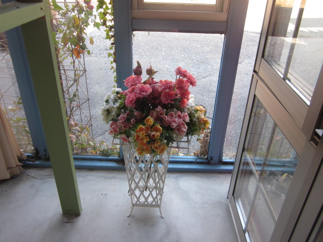 「華やかに。」関連画像