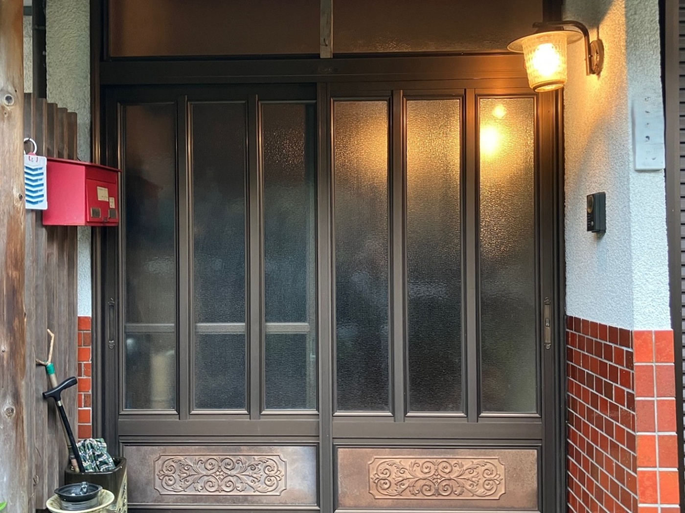 玄関取替え 施工前