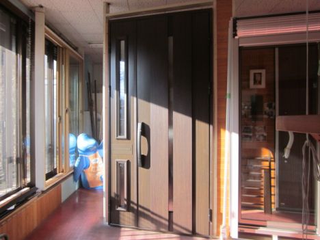 新しく展示した玄関ドアです🚪